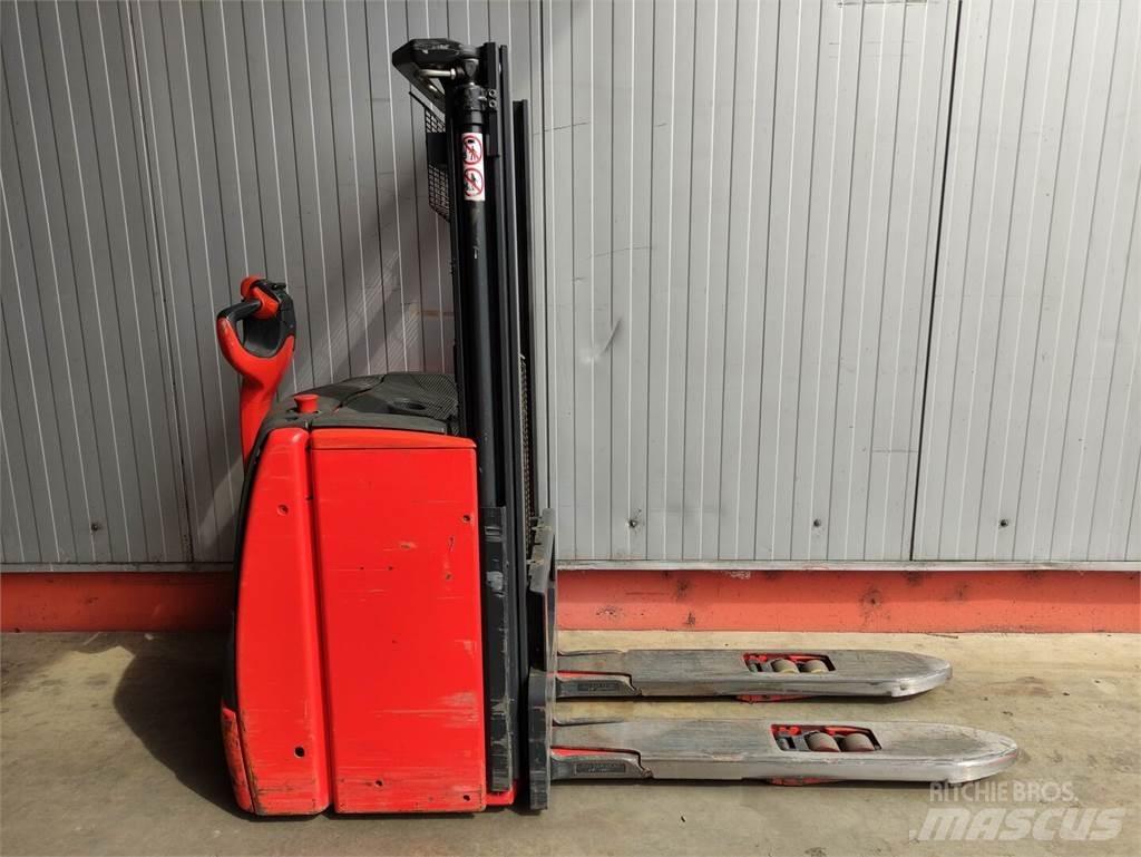 Linde L14i-1173 行走控制式堆積機
