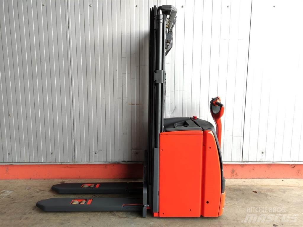 Linde L16-1173 行走控制式堆積機