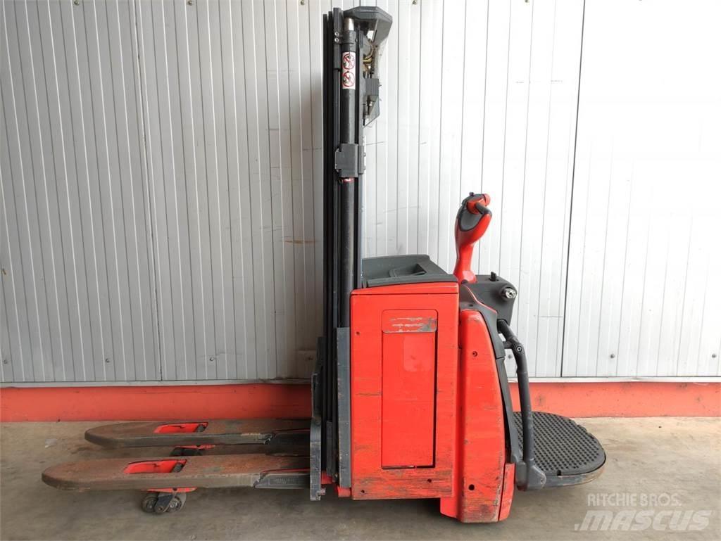 Linde L16APi-1173 行走控制式堆積機
