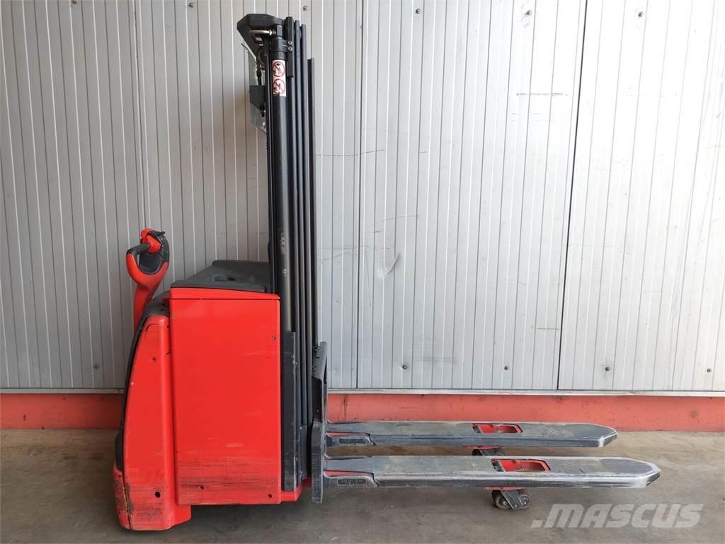 Linde L16i-1173 行走控制式堆積機