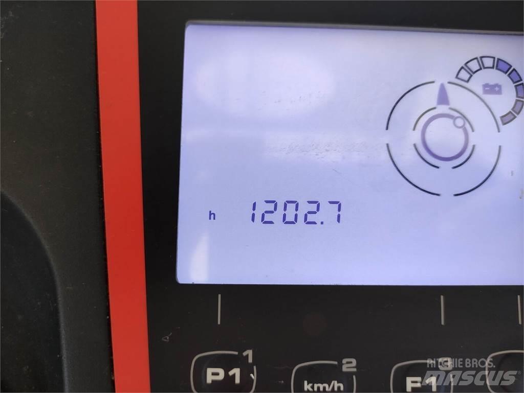 Linde V10-02 高舉式裝載機