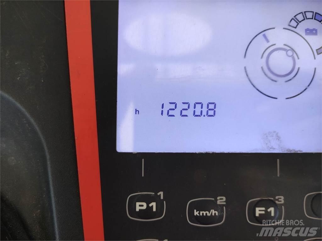 Linde V10-02 高舉式裝載機