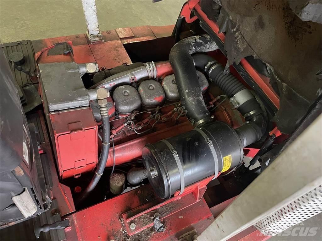  O&amp;K V80 柴油卡車