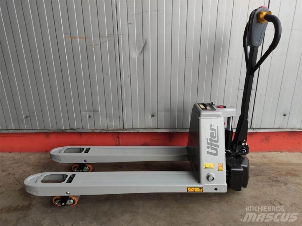 Pramac EY15L *NEU* 低架升降機