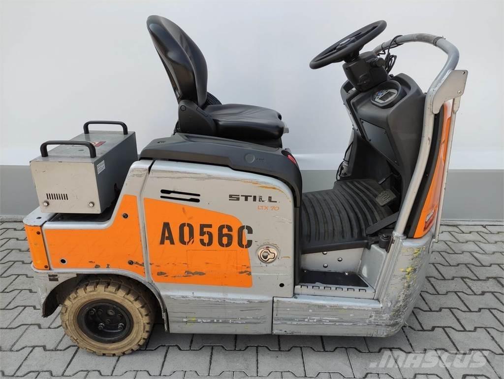 Still LTX-70 牽引車