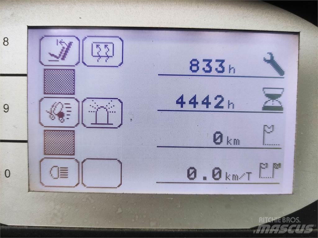 Still RX60-50/600 電動堆高機