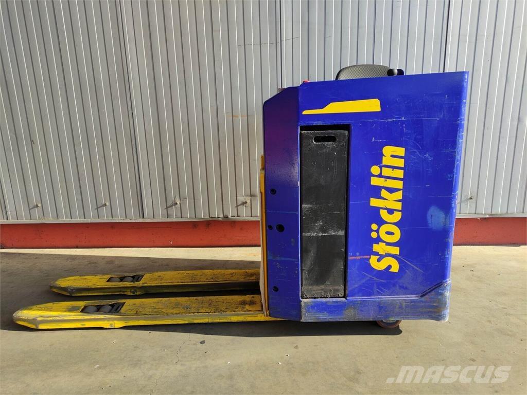 Stöcklin EFP30XXL 低架升降機