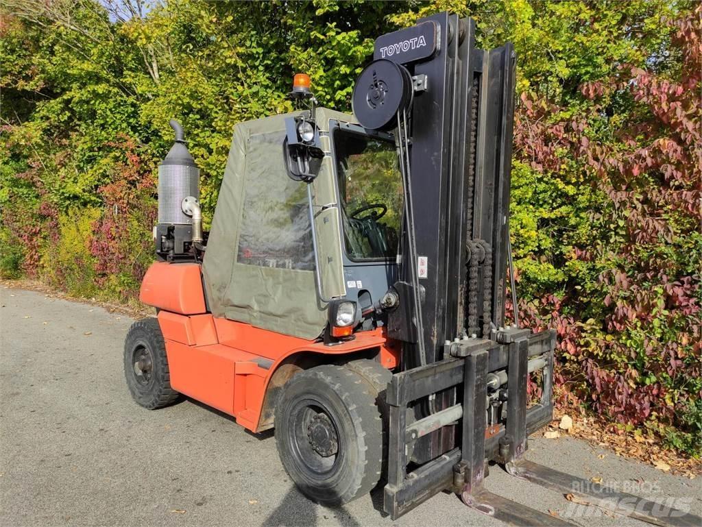 Toyota 50-5FD60 柴油卡車