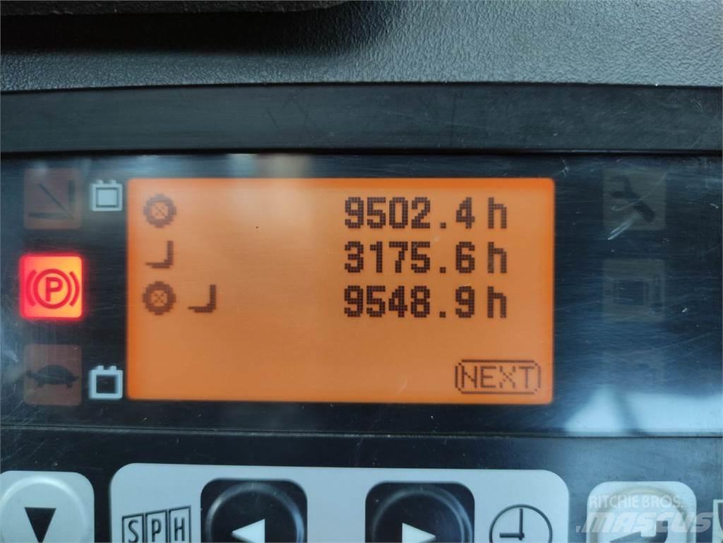 Toyota 8FBEKT16 電動堆高機