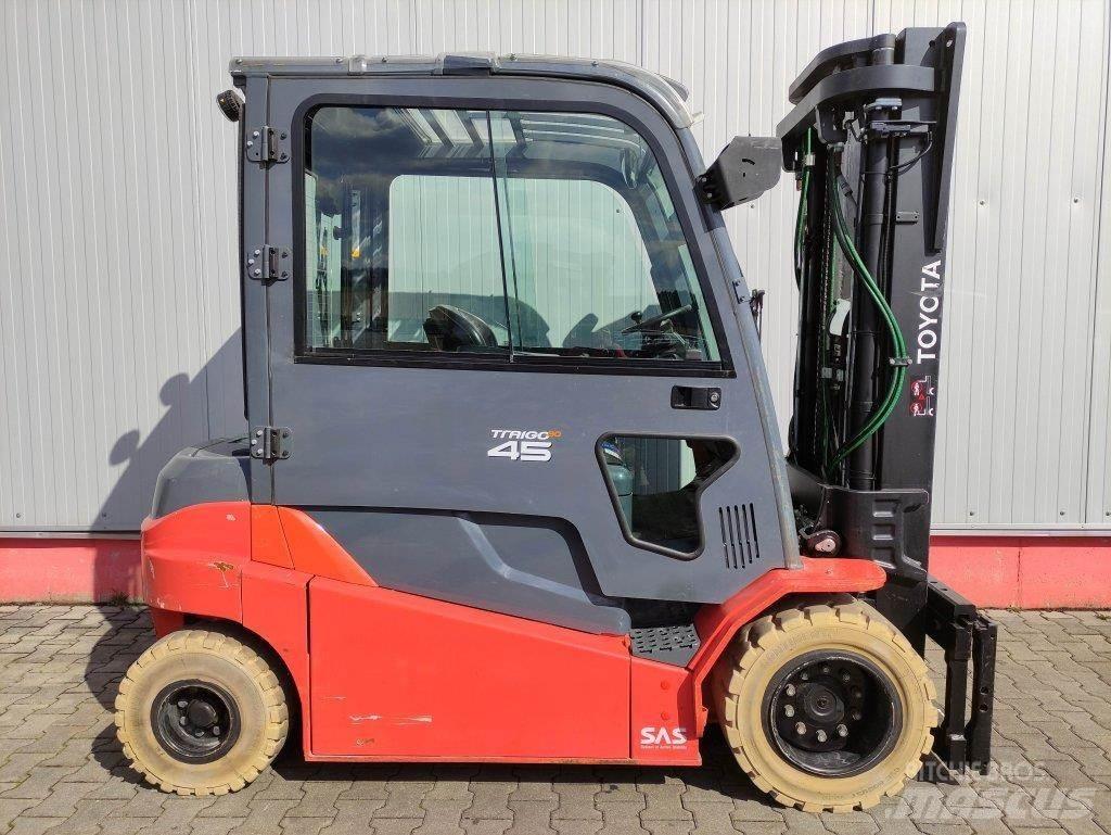 Toyota Traigo 80-8FBMT45 電動堆高機