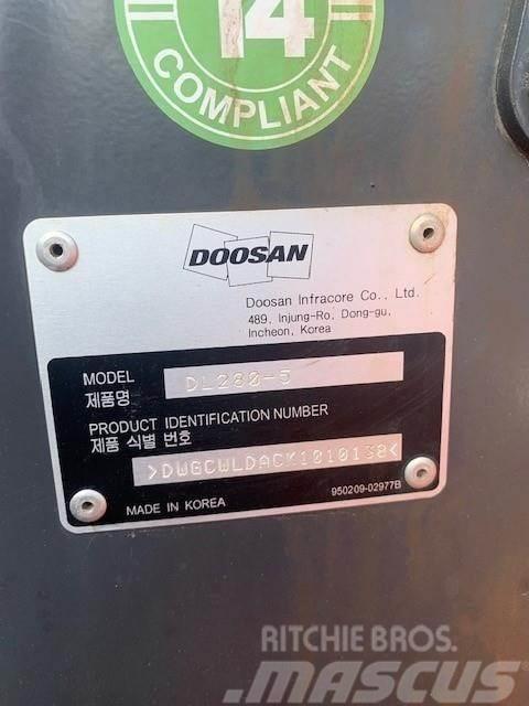 Doosan DL280-5 輪胎式裝載機