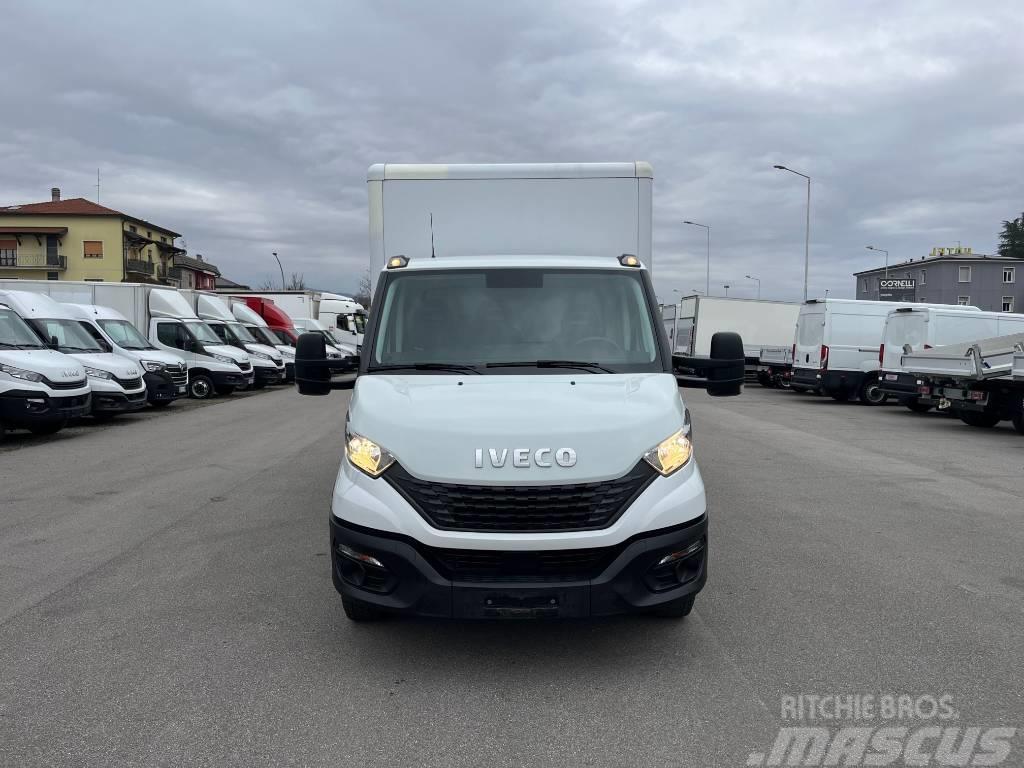 Iveco daily 35s16 車廂