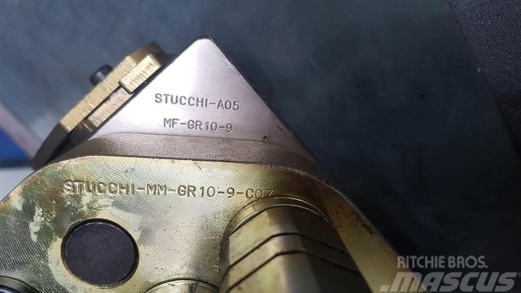  Stucchi GR10 - 9 - Liebherr-Quick coupler/Schnellk 油壓