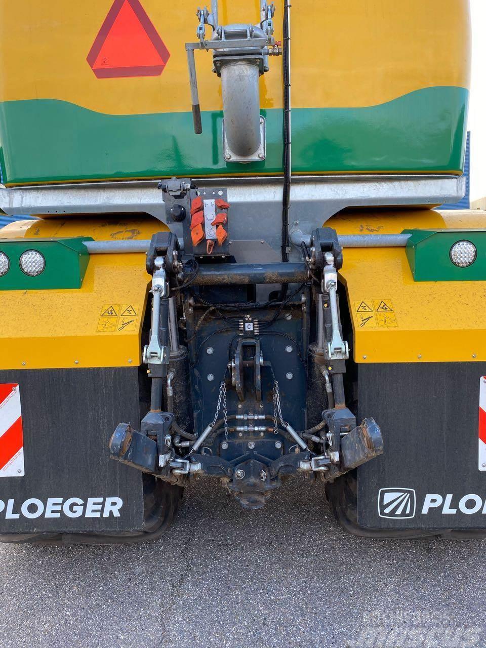 Ploeger AT 4103 肥料撒布機