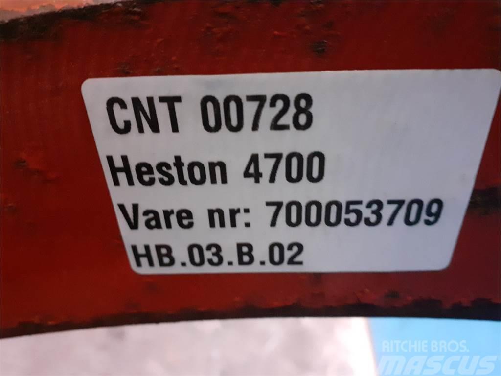 Hesston 4700 傳動裝置