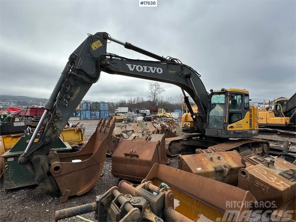 Volvo ECR235CL Tracked excavator w/ bucket and tilt 履帶式 挖土機/掘鑿機/挖掘機