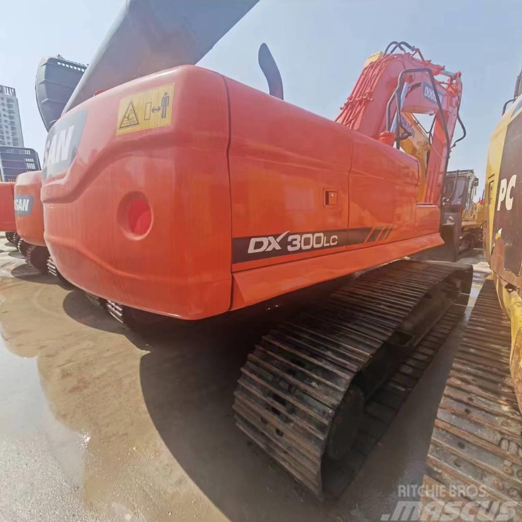 Doosan DX 300 LC 履帶式 挖土機/掘鑿機/挖掘機