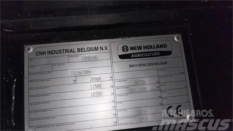 New Holland CR9.90 聯合收穫機