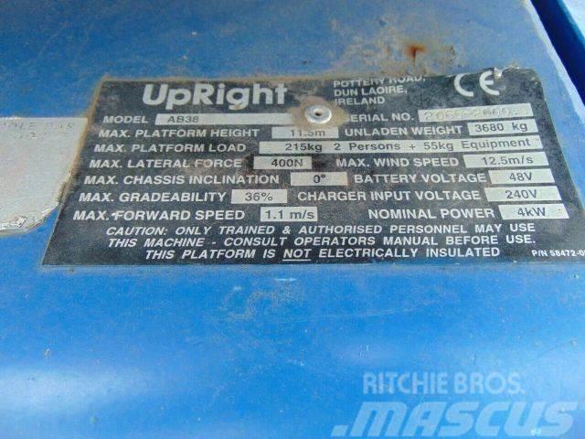 UpRight AB 38 work plattform vin 065 曲臂高空作業車