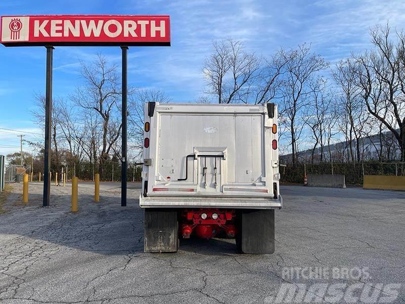 Kenworth W900B 傾卸式卡車