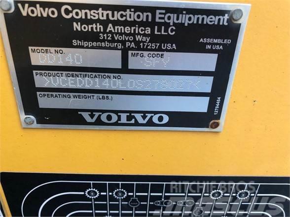Volvo DD140 單輪滾壓機