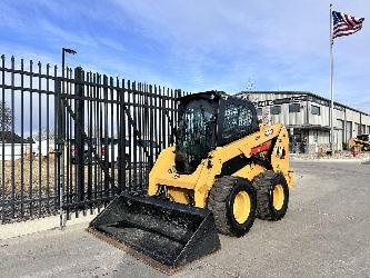 CAT 236D3 Skid Steer