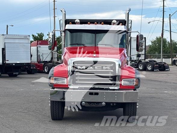 Mack GRANITE 64FR 傾卸式卡車