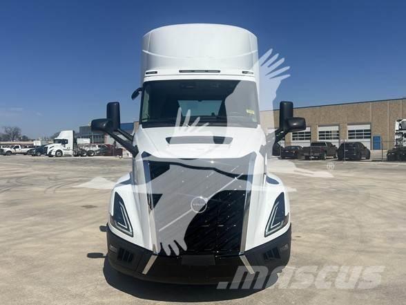 Volvo VNL64T300 曳引機組件