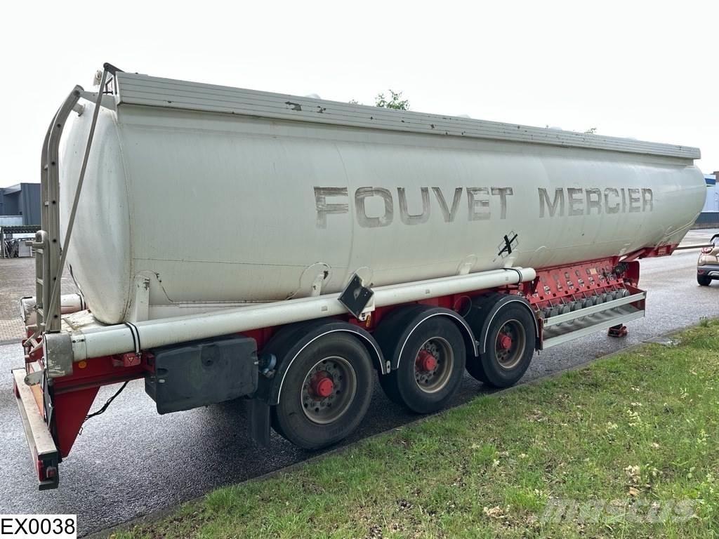 Trailor Fuel 40196 Liter, 9 Compartimenten 罐體半拖車