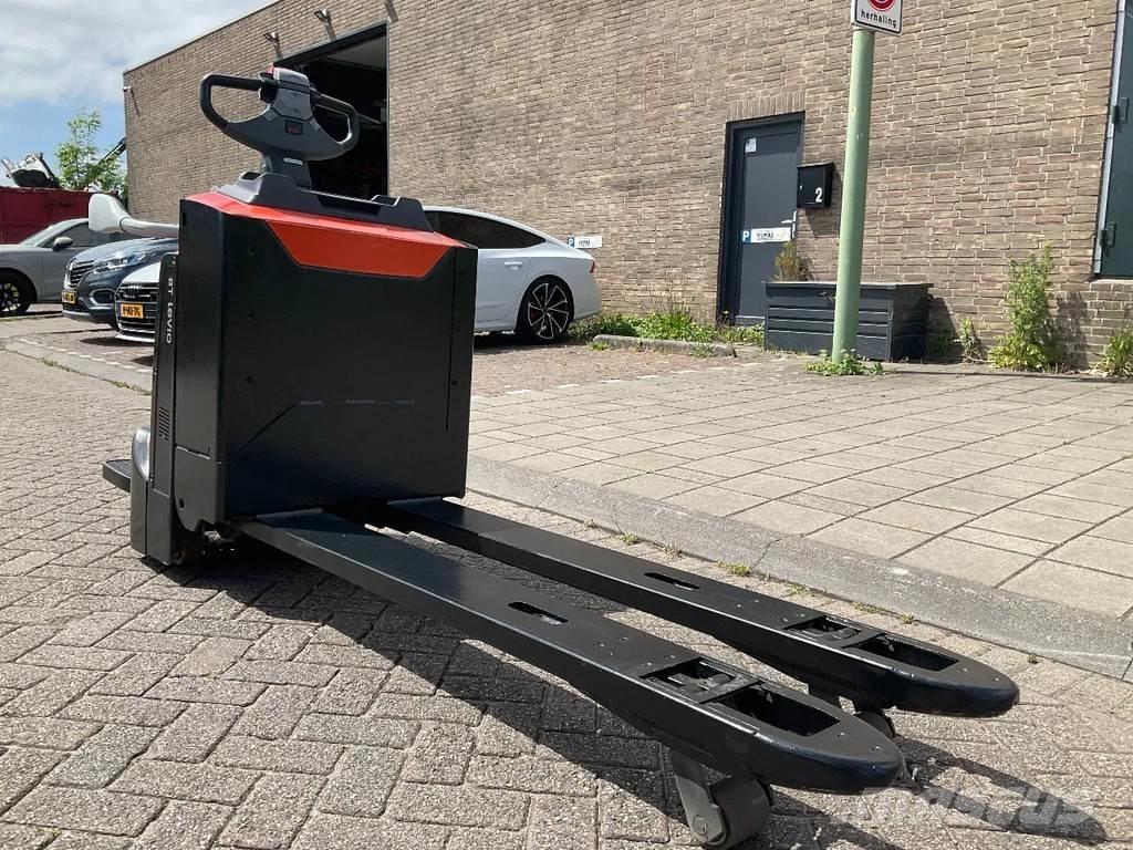 BT LPE200 2000KG 1.60LEPELS PALLETWAGEN / HEFTRUCK 低架升降機