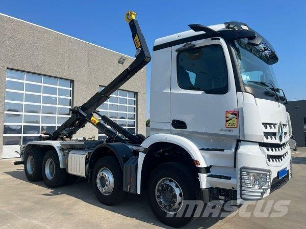 Mercedes-Benz Arocs 3251 吊鉤式起重車