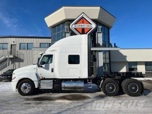 International LT 6X4 曳引機組件