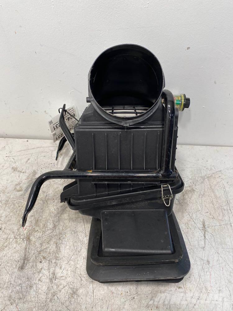 International CE School Bus 其他組件