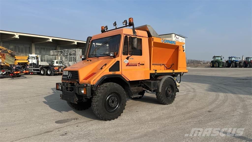 Mercedes-Benz UNIMOG U90 4X4 其他貨車