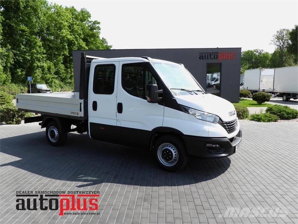 Iveco DAILY 35S12 SKRZYNIA PODWÓJNA KABINA DOKA 7 MIEJSC 平板式/側卸式卡車